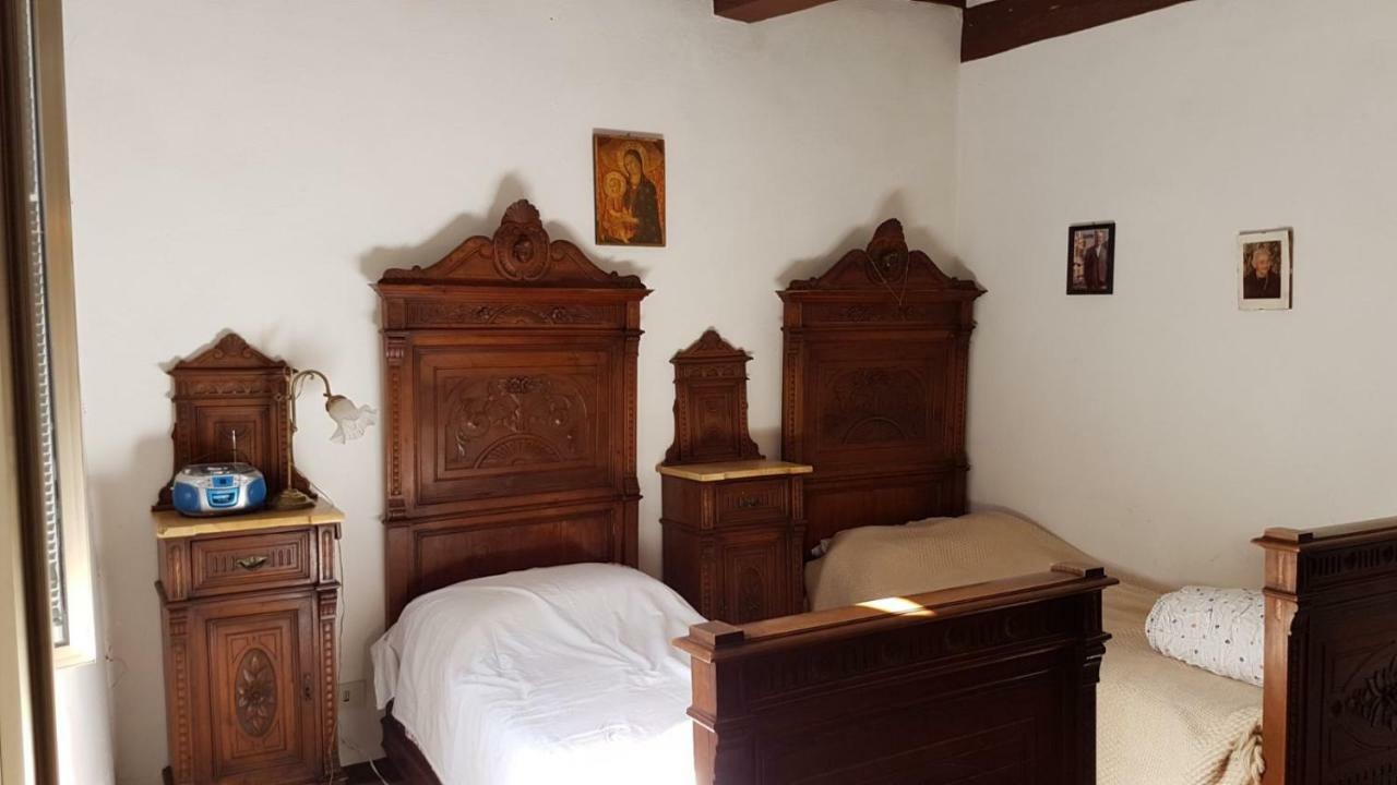 Casa Caprioli Apartment มอนตาลชิโน ภายนอก รูปภาพ